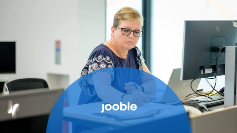 Principalele semne de age-ism la locul de muncă